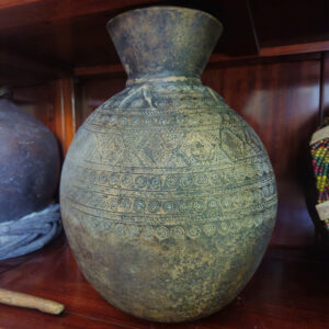 paiwan tribe Shaman sacred pot 