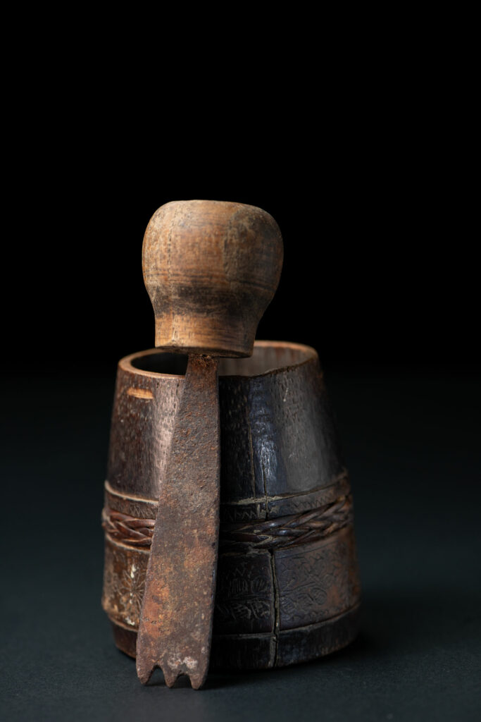 Bamboo Mortar Carved with Foliage and Wrapped with a Rattan Braid, with Pestle – Pingpu Tribe