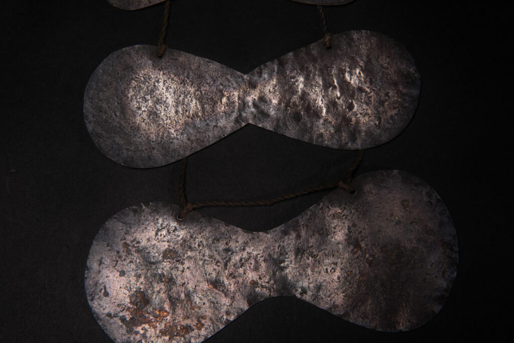 yami tribe necklace for man , in Sīver.