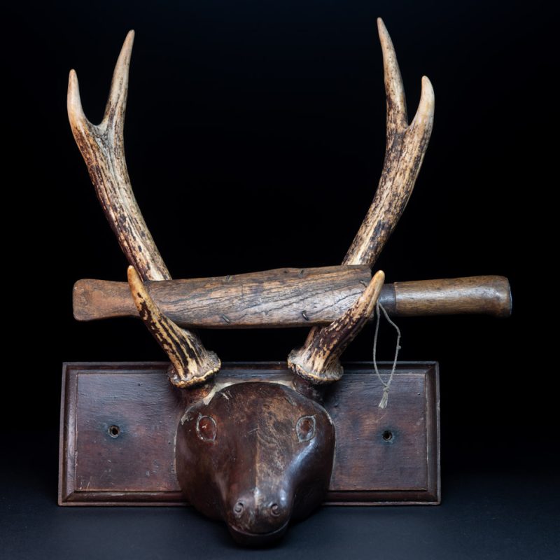 Utility and hunting knife from the Atayal tribe, northern Taiwan. The shape of the sheath is typical of Atayal design. Atayal tribes do not carve their knives or swords.