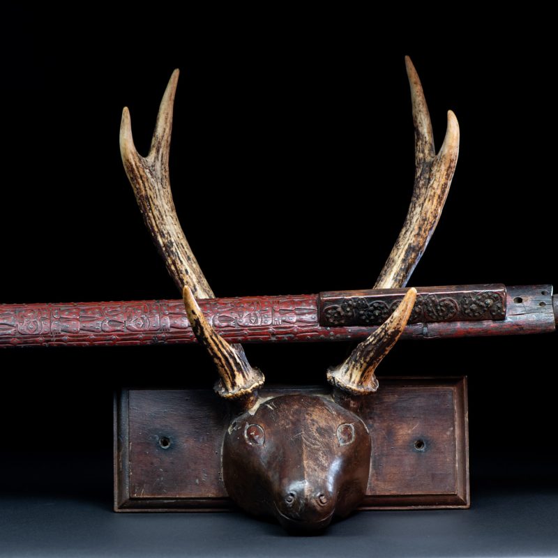 Exceptional and rare Taiwan ceremonial sword. Probably early 19th century. Paint with red pigments.